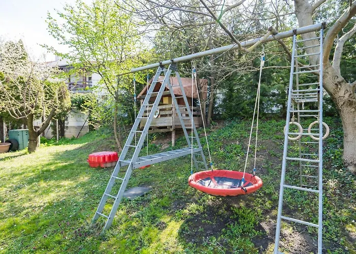 Hotel de apartamente Squash & 3*